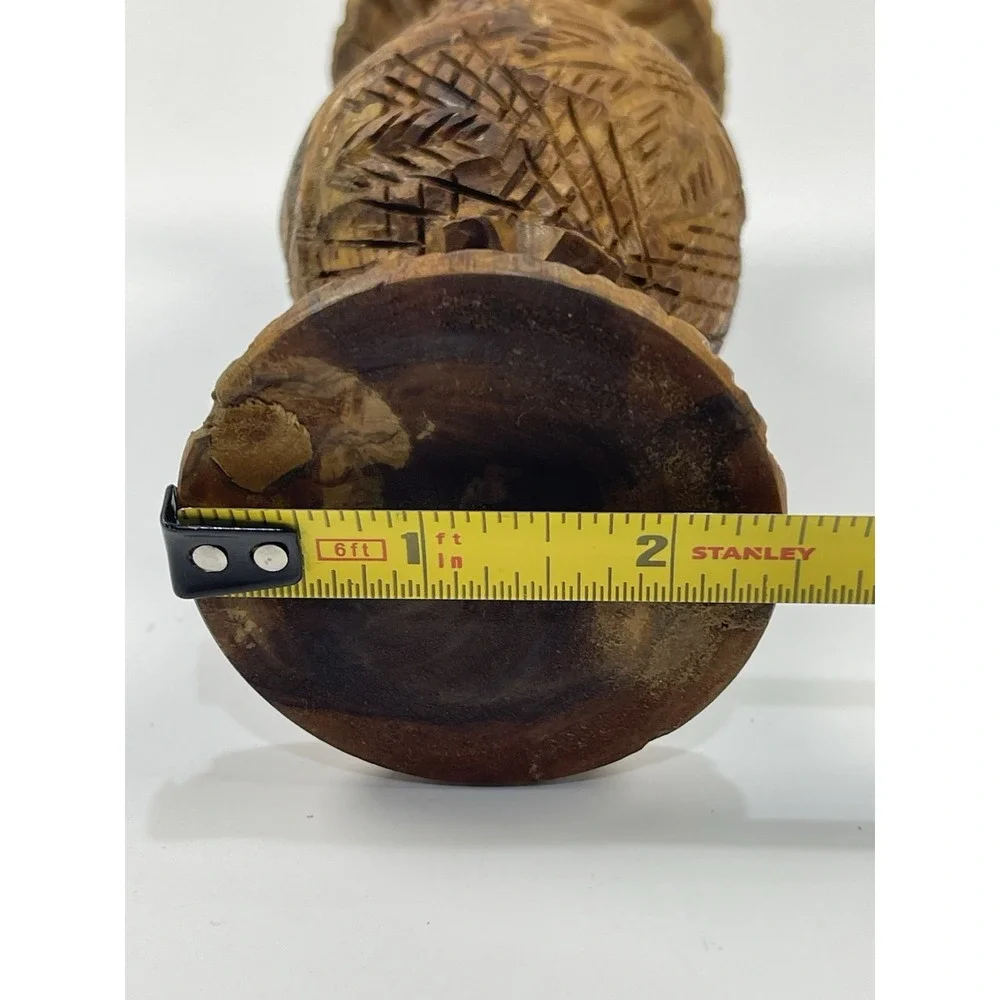 Hand-Carved Olive wood Vase Likely  from Bethlehem 5.5